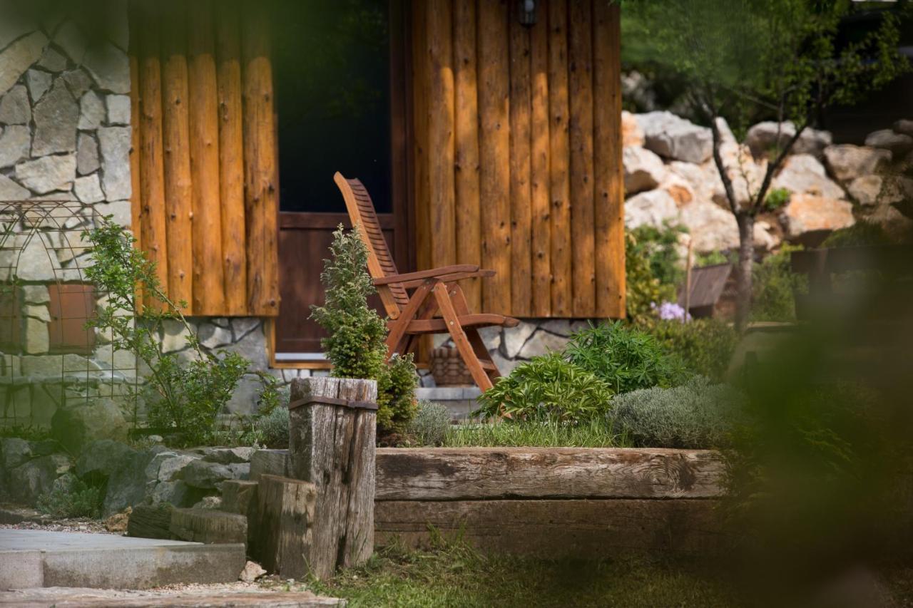 فيلا House Arupium - Hot Tub Otočac المظهر الخارجي الصورة