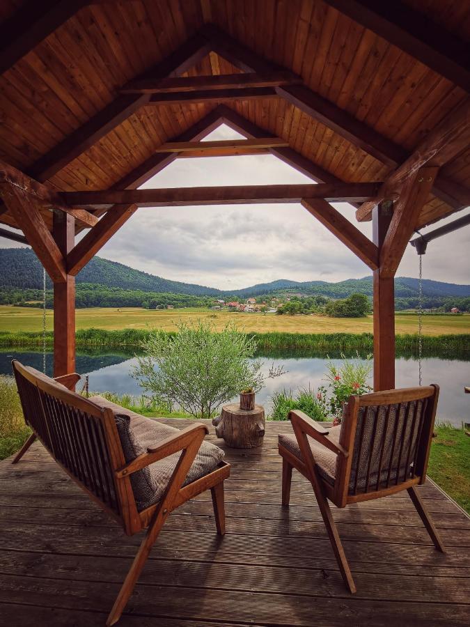 فيلا House Arupium - Hot Tub Otočac المظهر الخارجي الصورة