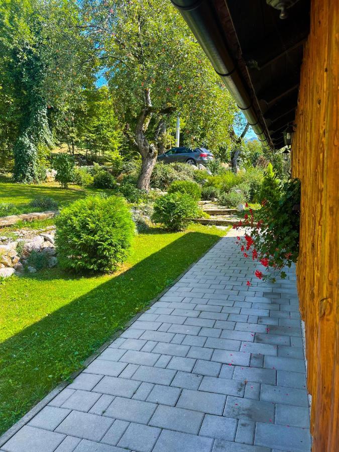 فيلا House Arupium - Hot Tub Otočac المظهر الخارجي الصورة